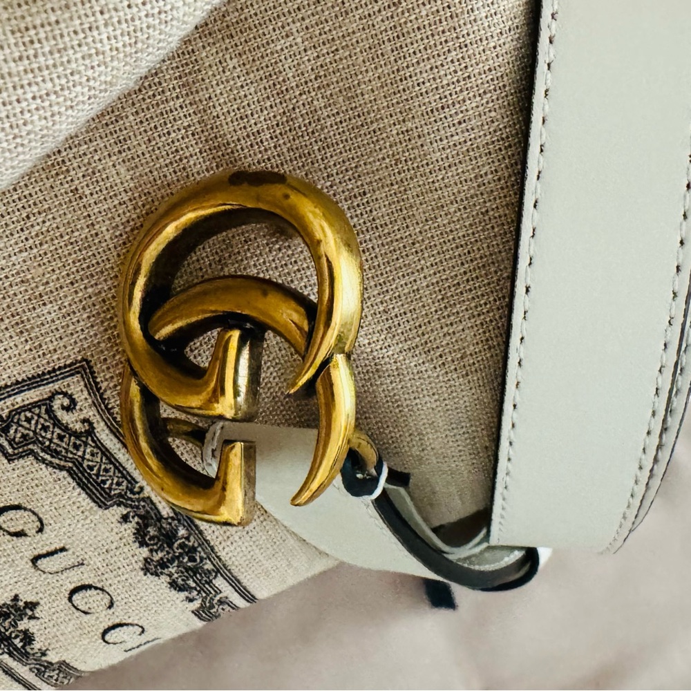 Gucci GG Marmont Cream Leather Belt with Gold Buckle - Picture 5 of 5